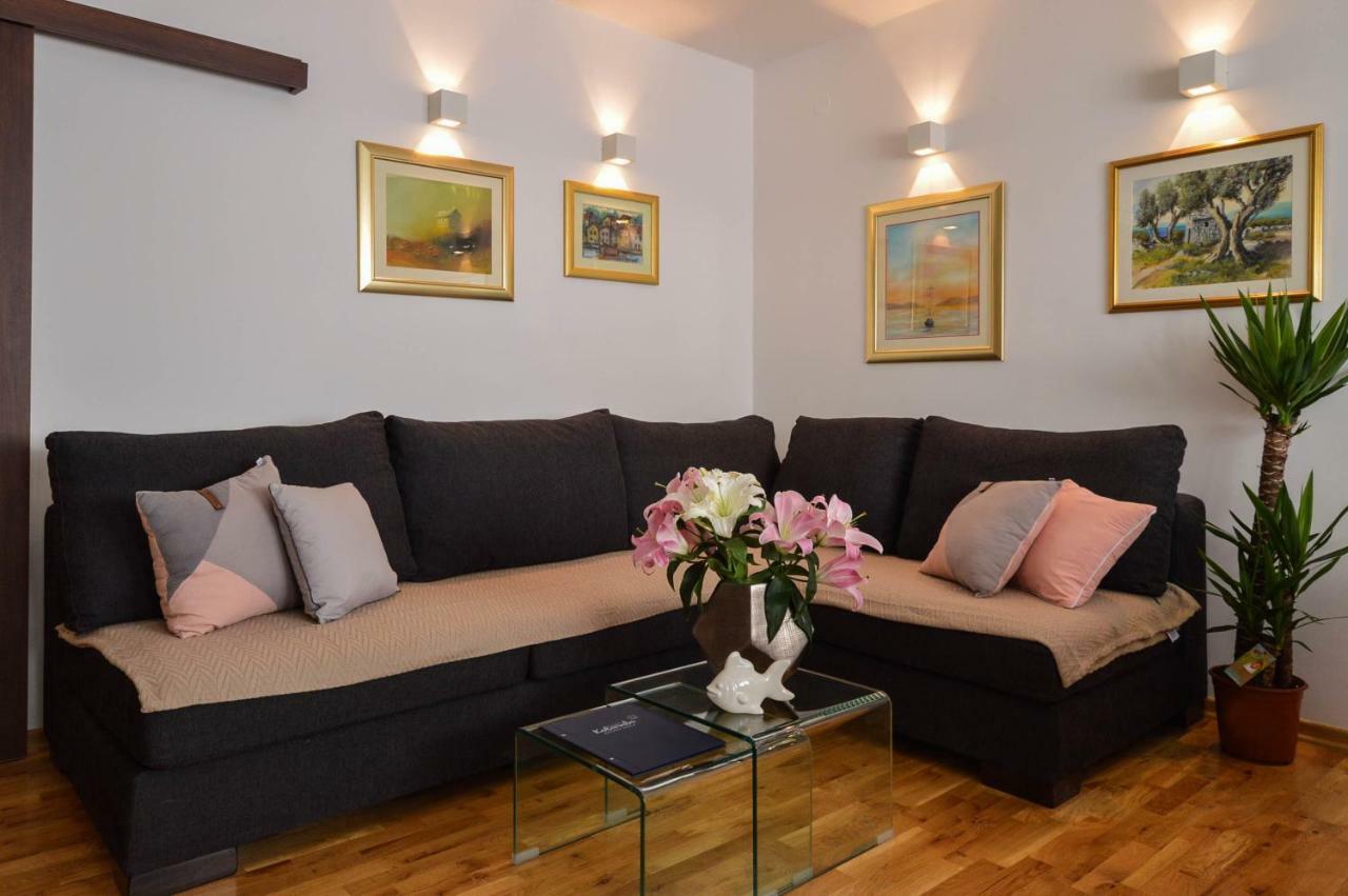 Kolombo Lux Apartment スプリト エクステリア 写真